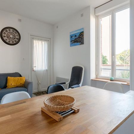 Appartement A 200M Du Chateau Et Du Port Pornic Exteriör bild